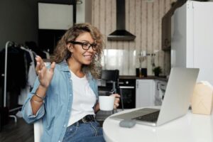 woman on laptop